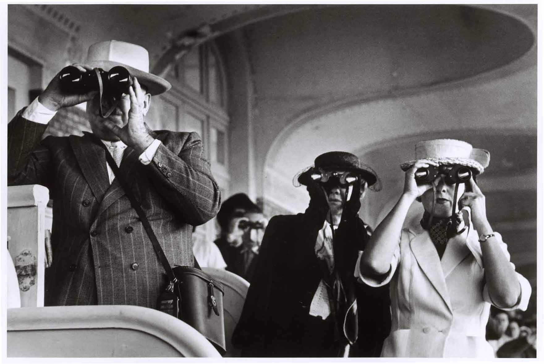 Auch eine Form des Spiels: Pferderennen in Deauville, Frankreich, August 1951.