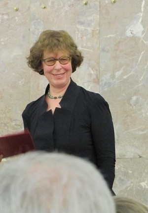 Barbara Klemm bei der Verleihung des Max Beckmann-Preis im Februar 2010 in der Paulskirche Frankfurt. Foto: Dontworry/commons.wikimedia.org (CC) 