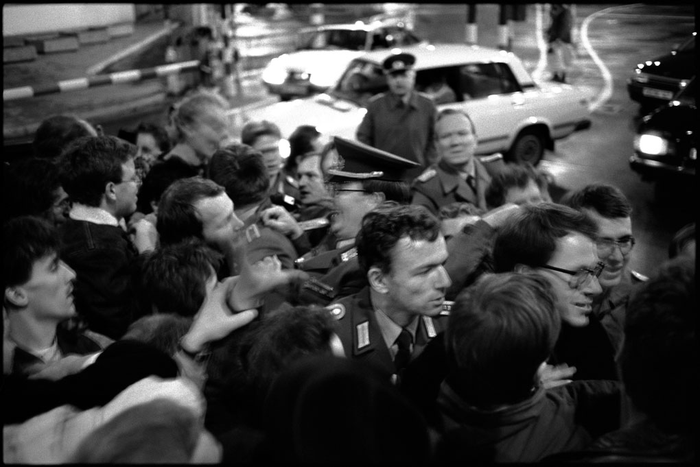 Berlin, Checkpoint Charlie, 9. November 1989