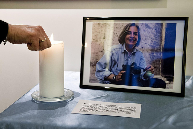 The United Nations Through their Lens: Photo Exhibition: In memory of Anja Niedringhaus. Foto: Jean-Marc Ferré, Genf 2.2.2015, Quelle: UN Geneva / Flickr https://www.flickr.com/photos/unisgeneva/16434114795/in/photolist-r3e8LP-cvNxyf CC BY-NC-ND 2.0 https://creativecommons.org/licenses/by-nc-nd/2.0/